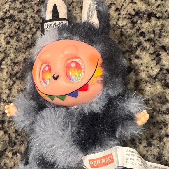 Labubu 😵💫 - Picture 3 of 3